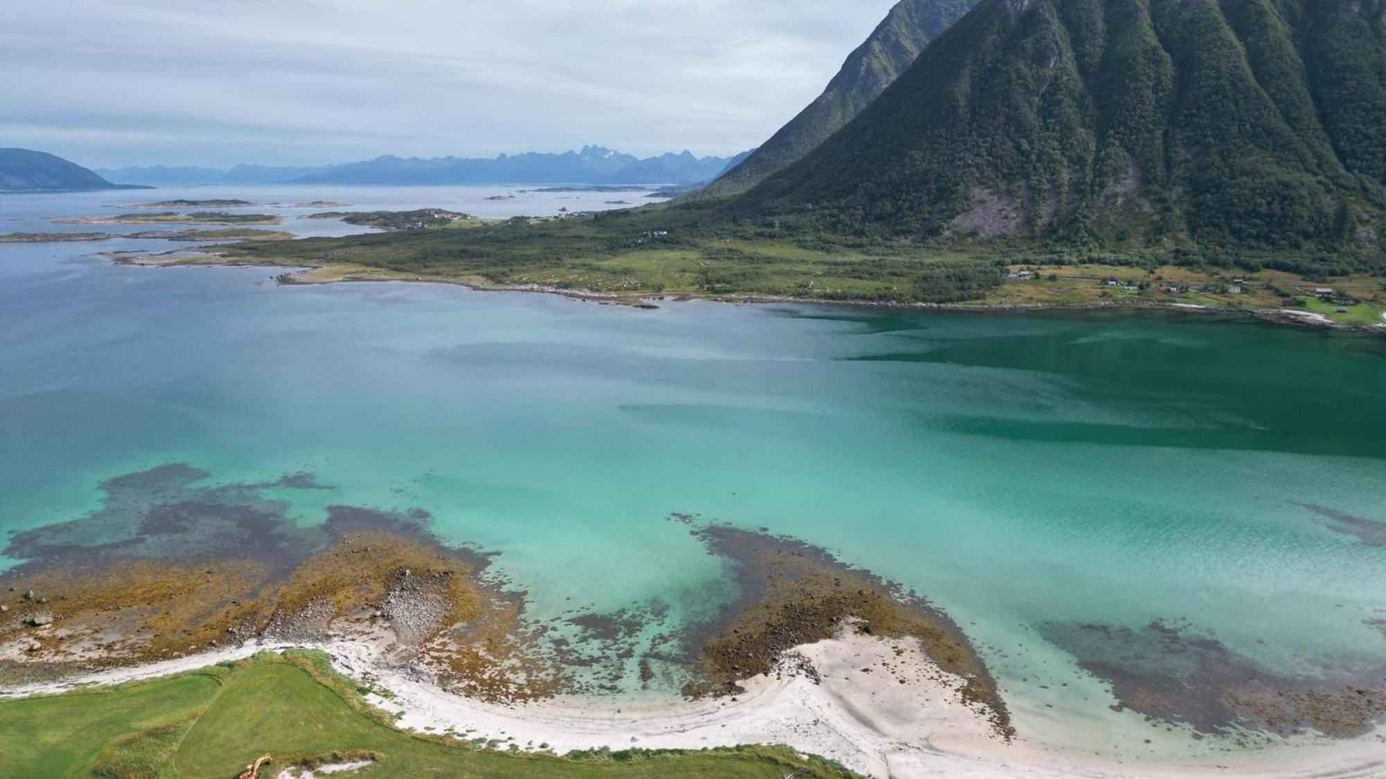 Midnattsolveien 3158,Sommarhusstrand Laukvik Lofoten Norway Extérieur photo