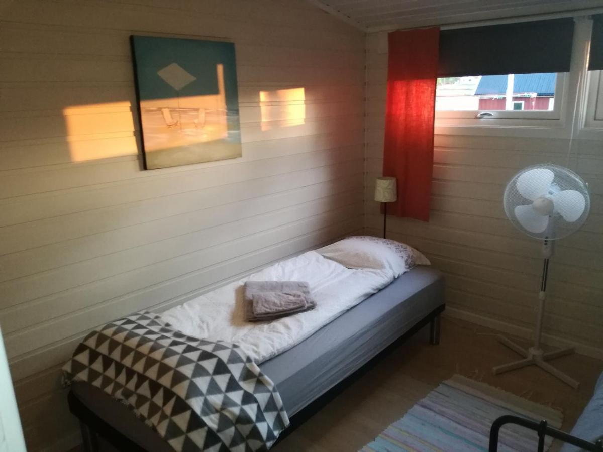 Midnattsolveien 3158,Sommarhusstrand Laukvik Lofoten Norway Extérieur photo